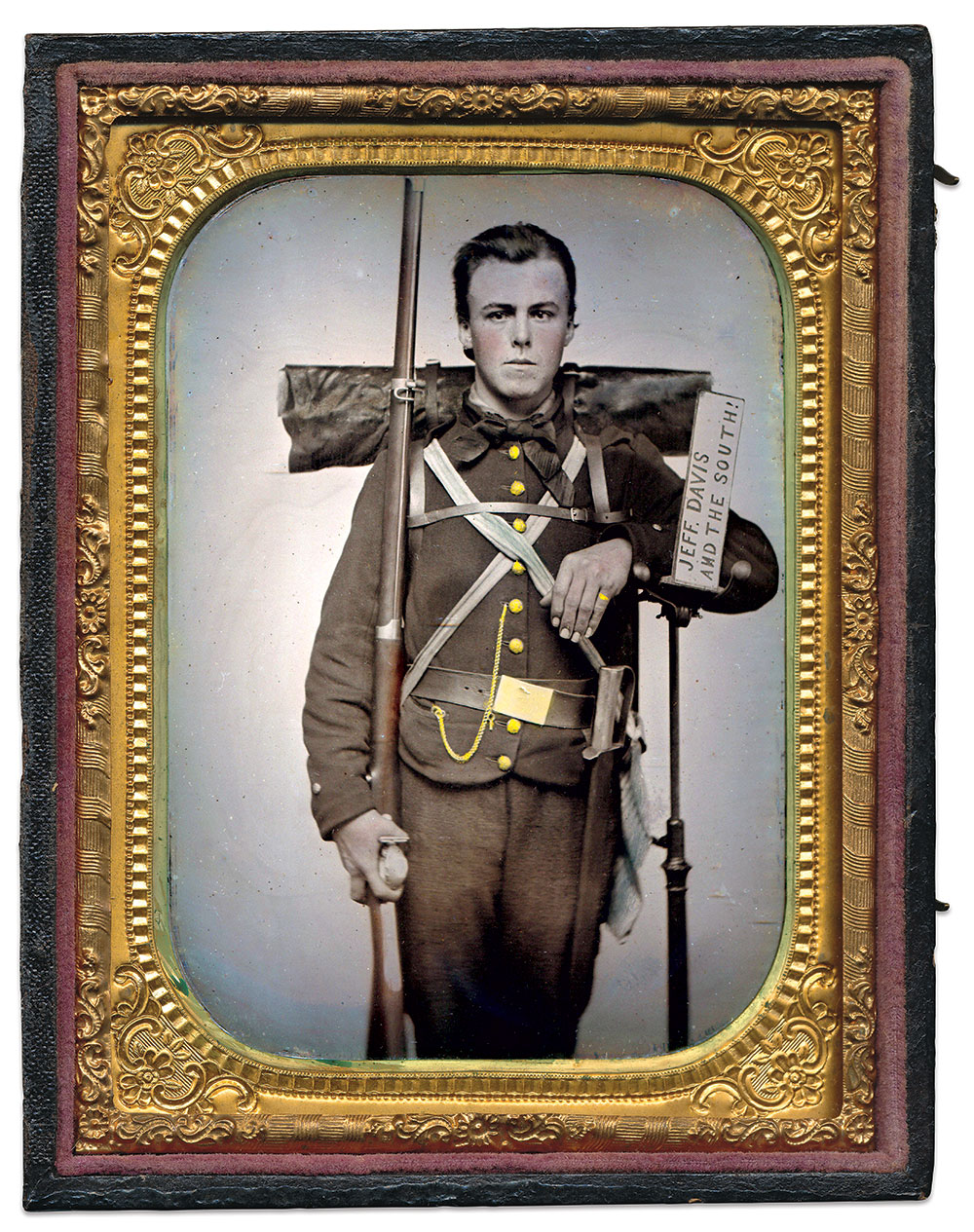 Unidentified soldier. Quarter plate tintype. Dan Schwab Collection.