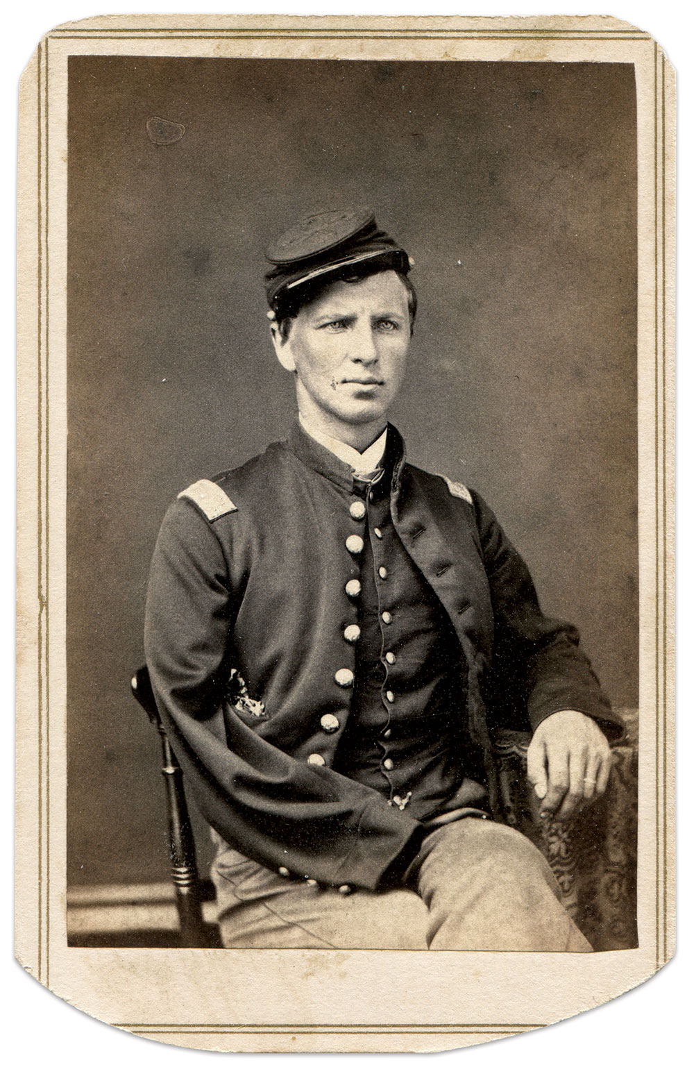Carte de visite by an unidentified photographer. Steven Karnes Collection.