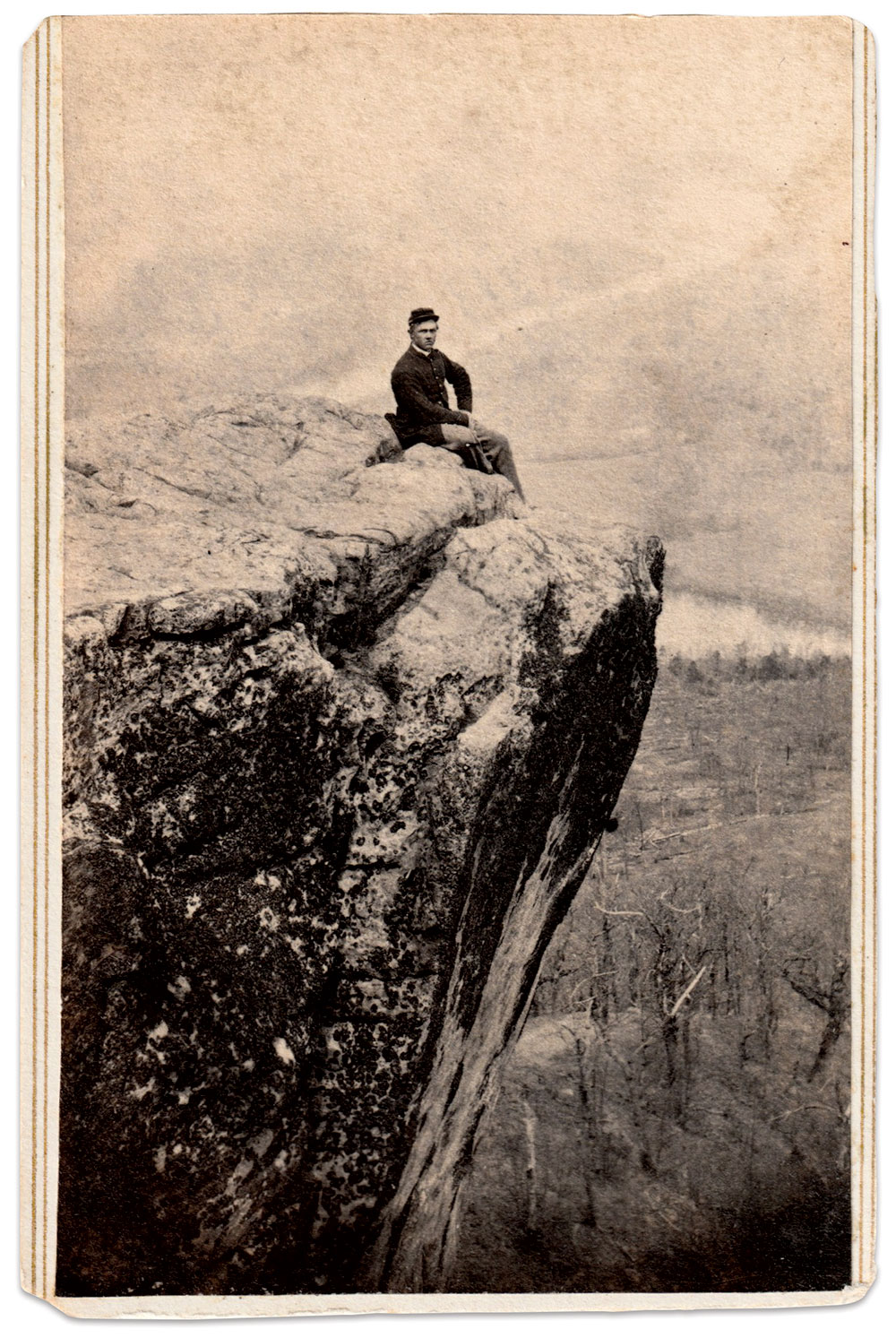 Carte de visite by Robert M. and James B. Linnof Lookout Mountain, Tenn. Marty Schoenfeld Collection.