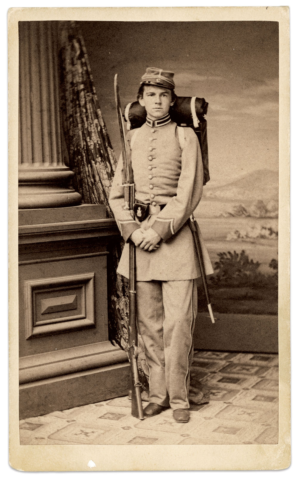 Carte de visite by an unidentified photographer.