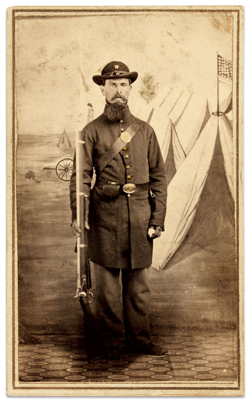 Carte de visite by Mrs. E.S. Wykes of Grand Rapids, Mich. Author’s collection.