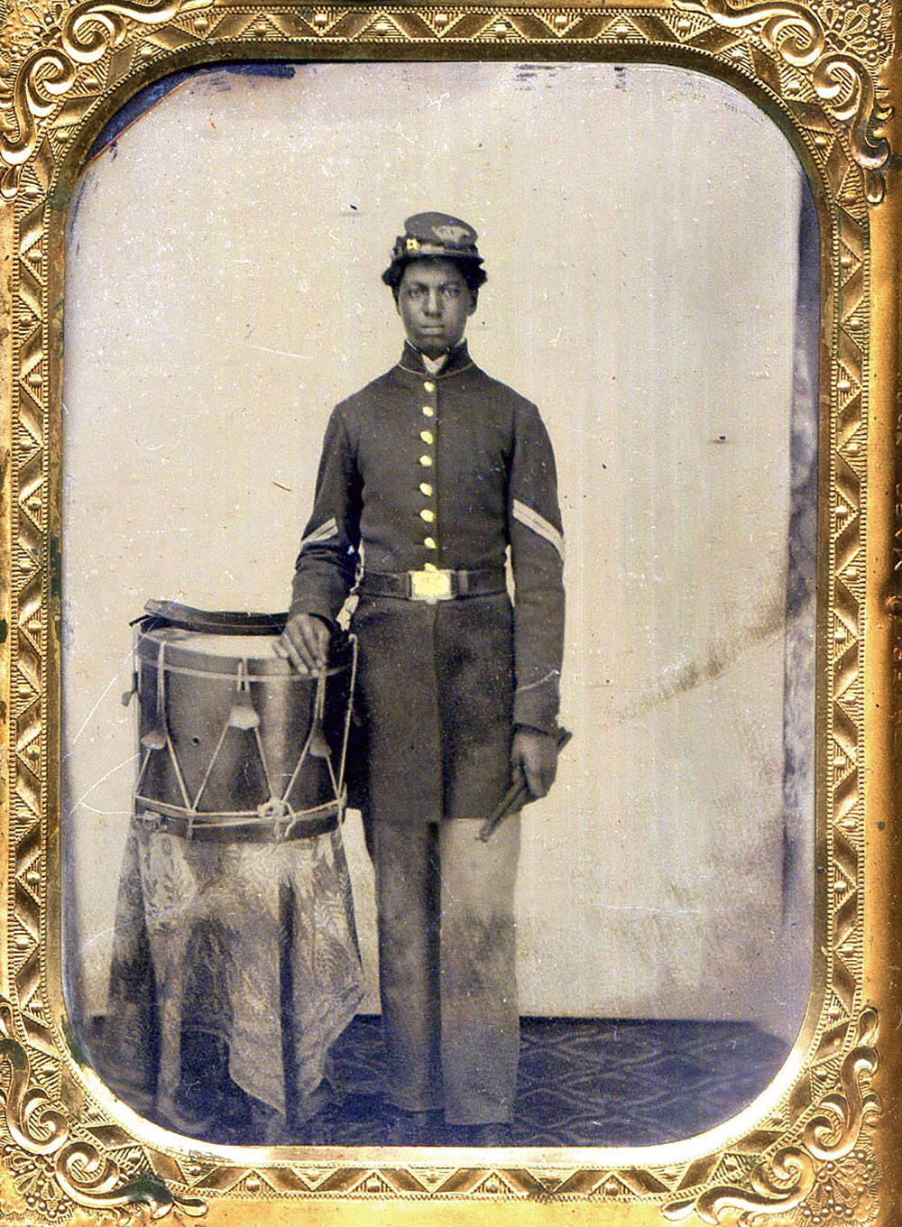 Drummer boy. Sixth-plate tintype by an unidentified photographer. Author’s collection.